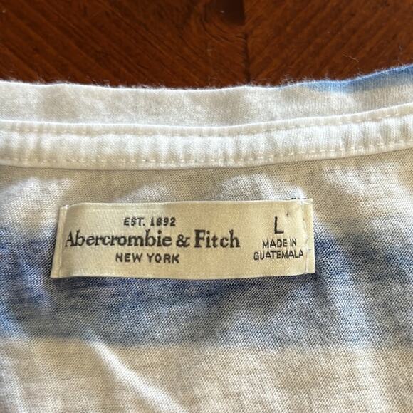 Abercrombie & Fitch Blue and White Striped V-neck Knit Top Size Large - Picture 5 of 8